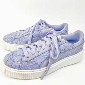 Puma Leather and Lace Low-Top Sneakers Gray/Blue (Woman’s 8)